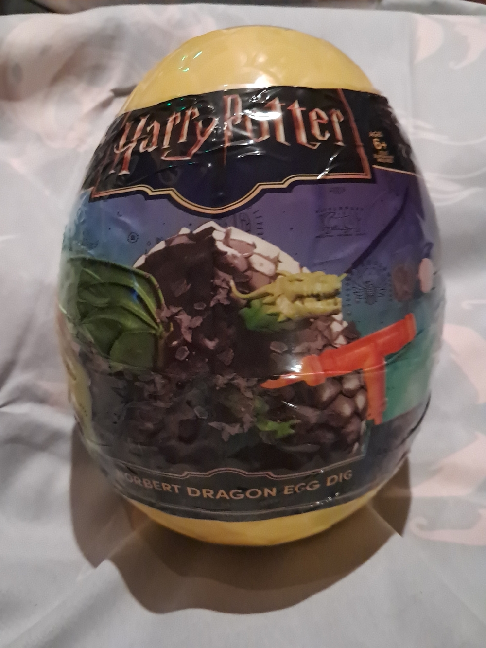 Harry Potter Dragon Egg Dig Toy - Yellow